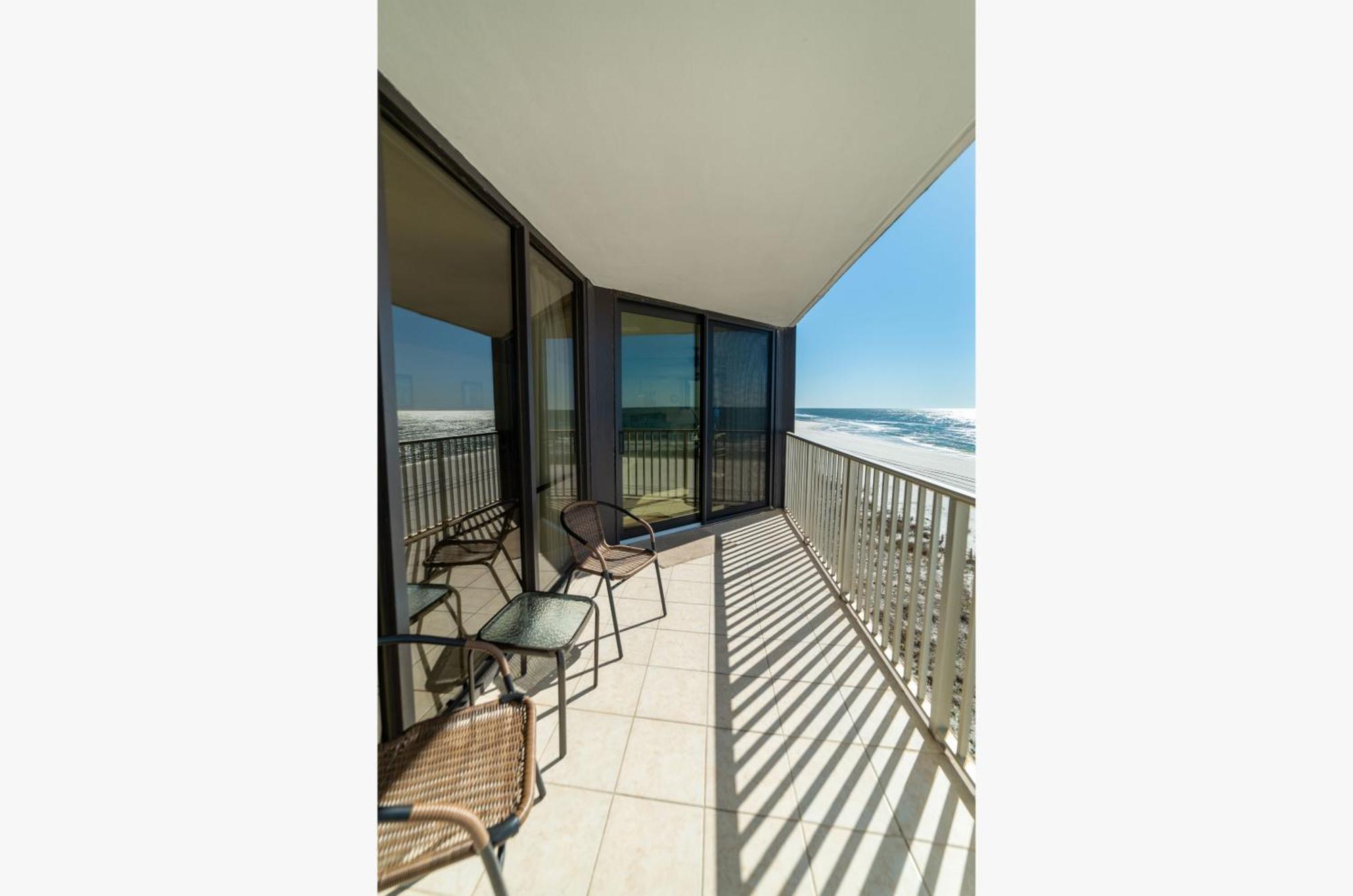 Edgewater L301 'the Nauti Starfish' *