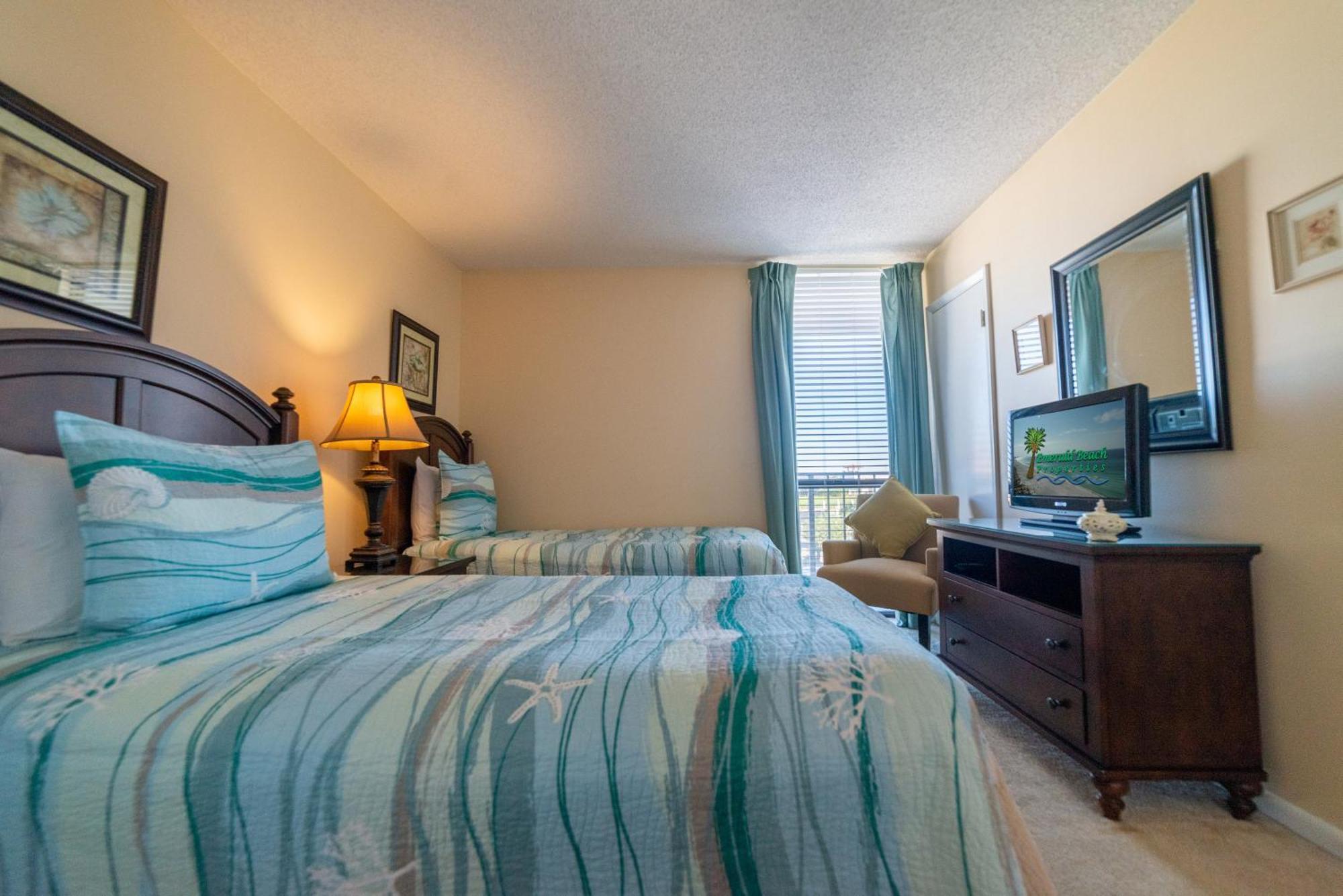Edgewater L301 'the Nauti Starfish' Holiday home